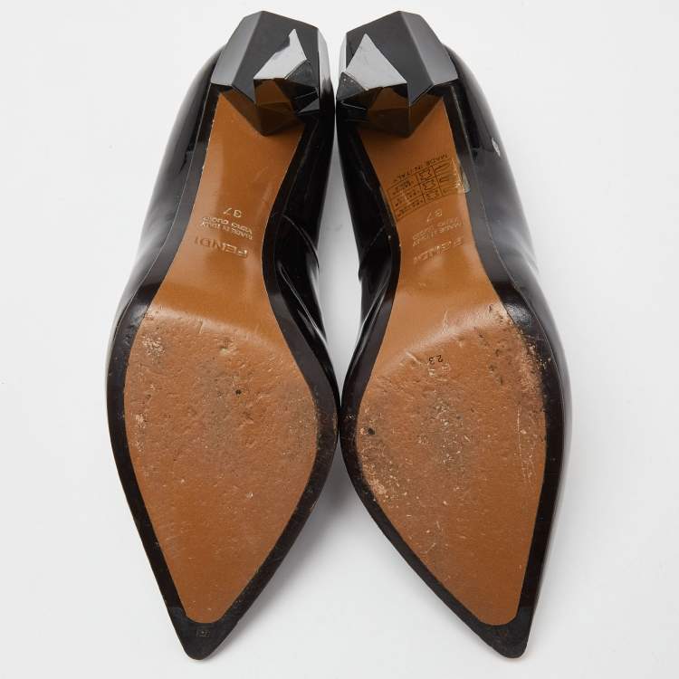 مملوكة مسبقًا Fendi Black Patent Leather Pointed Toe Pumps Size 37