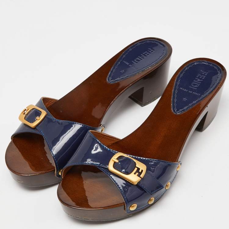 Pre Owned Fendi Blue Patent Leather Block Heel Slide Mules Size 37