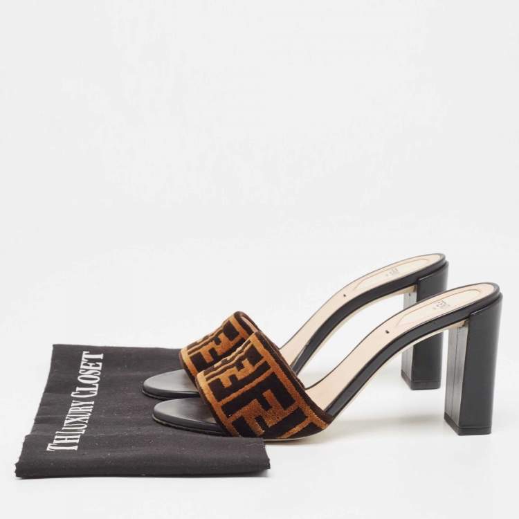 Pre Owned Fendi Brown/Black Velvet Logo  Slide Sandals Size 38