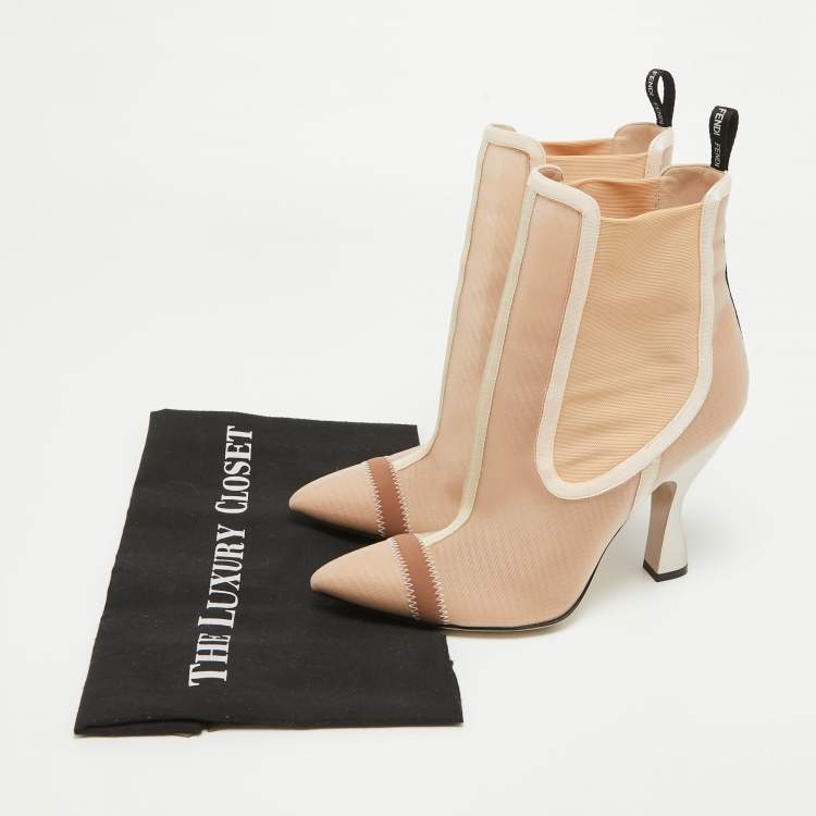 مملوكة مسبقًا Fendi Beige Mesh Colibri Ankle Boots Size 38