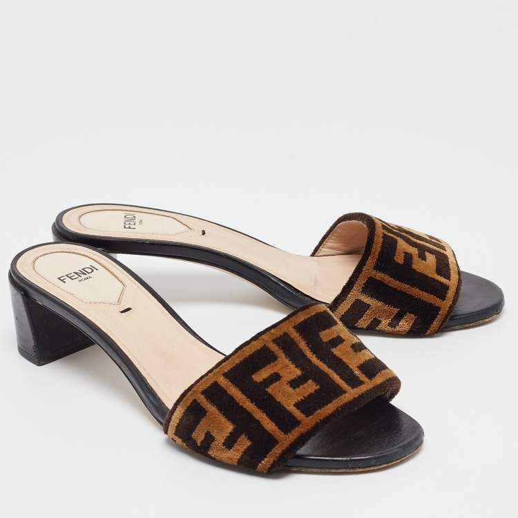 Pre Owned Fendi Brown/Black FF Velvet and Leather Slide Sandals Size 36.5