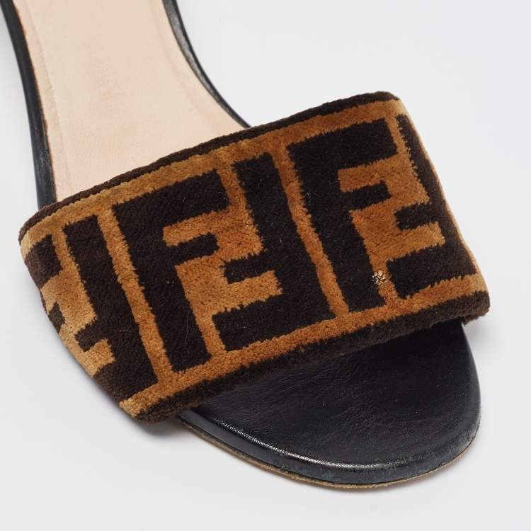 Pre Owned Fendi Brown/Black FF Velvet and Leather Slide Sandals Size 36.5