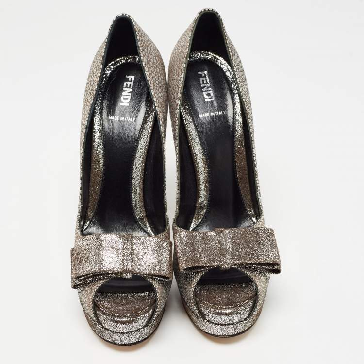 Pre Owned Fendi Silver/Grey Brocade Fabric and Suede Bow Open Toe Platform Pumps Size 40
