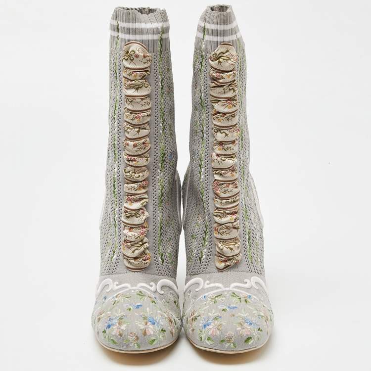 مملوكة مسبقًا Fendi Grey Floral Embroidered Knit Fabric Sock Ankle Boots Size 39
