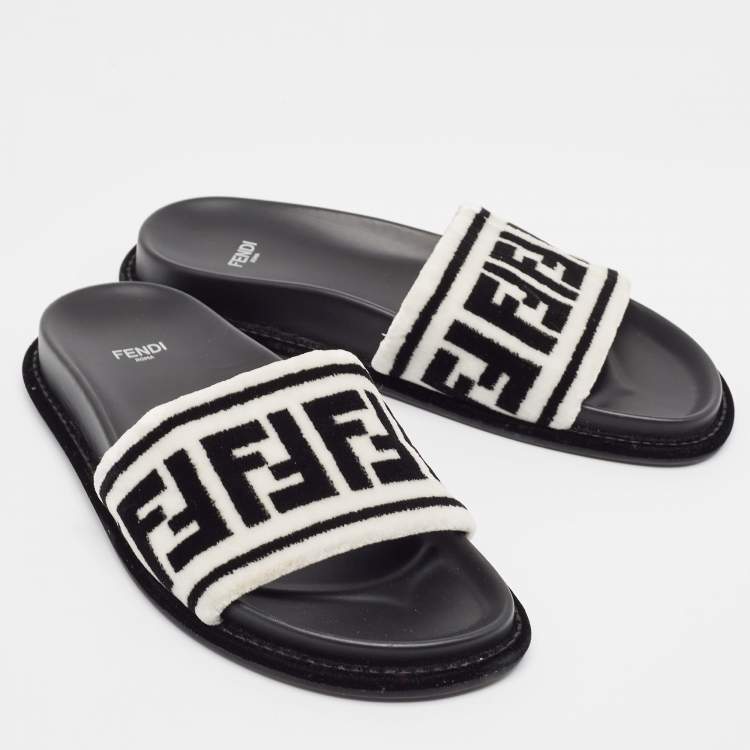 Pre Owned Fendi Black/White Fur FF Flat Slides Size 38.5