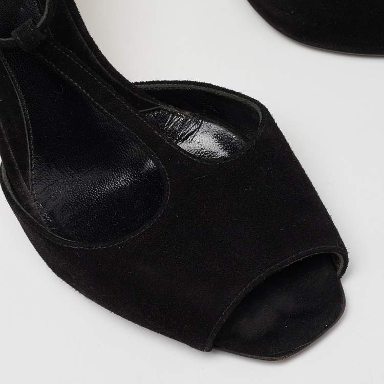 Pre Owned Fendi Black/Gold Suede And Embossed Leather Studded Heel T-Strap Sandals Size 38