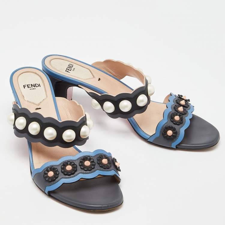 Pre Owned Fendi Grey/Blue Leather Faux Pearl Embellished Slide Sandals Size 38.5