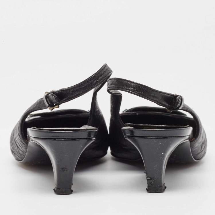 Pre Owned Fendi Black Leather Buckle Detail Slingback Pumps Size 39.5