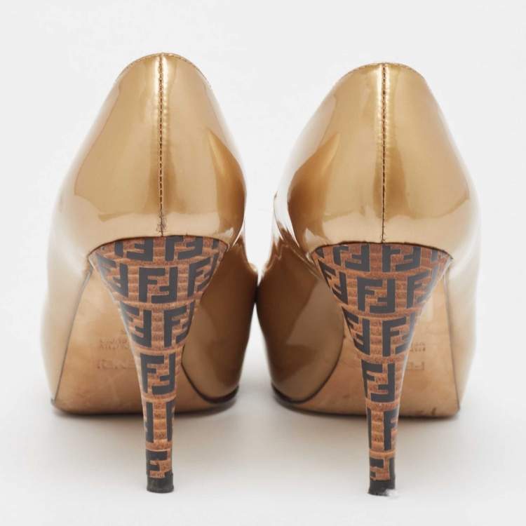 Pre Owned Fendi Gold Patent Leather Platform Round Toe Pumps Size 35