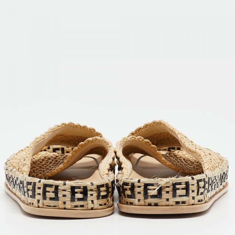 Pre Owned Fendi Beige Raffia Crisscross Flat Slides Size 36