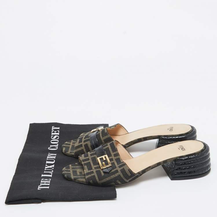 Pre Owned Fendi Brown Zucca Canvas Block Heel Slide Sandals Size 39.5