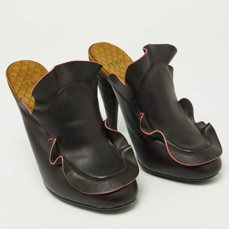 Pre Owned Fendi Black Ruffled Leather Mules Size 38.5