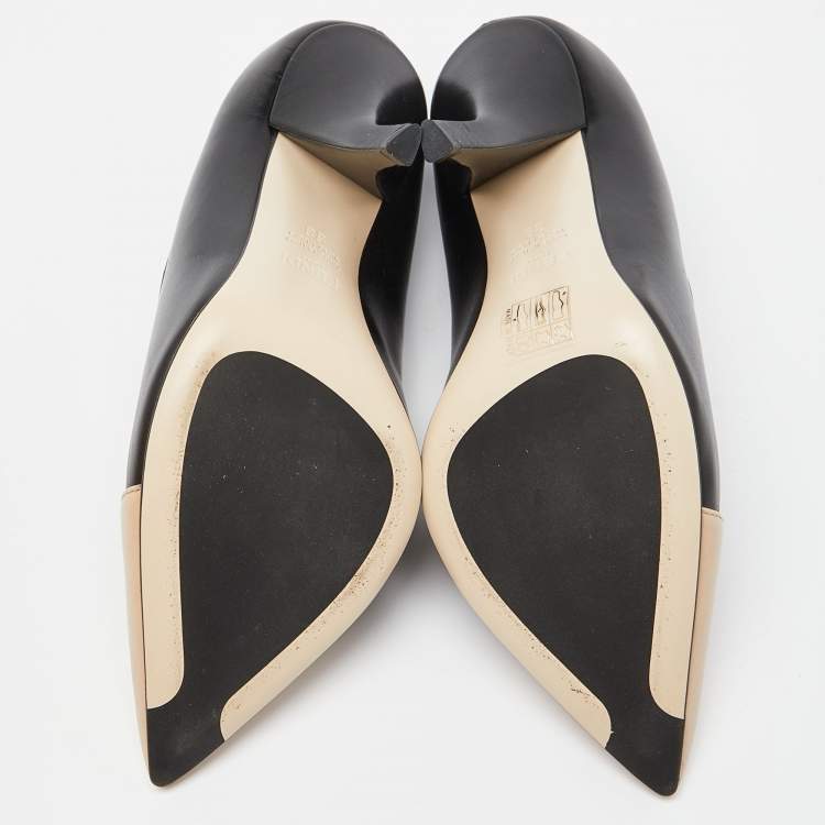 Pre Owned Fendi Black/Beige Leather Pointed Toe Pumps Size 38