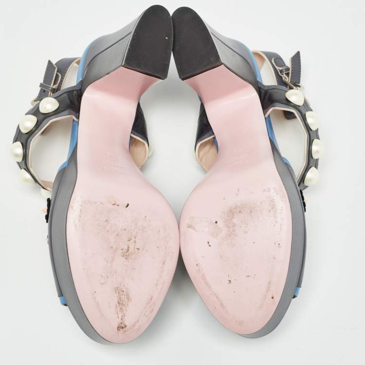 Pre Owned Fendi Grey/Blue Leather Faux Pearl Embellished Platform Sandals Size 40