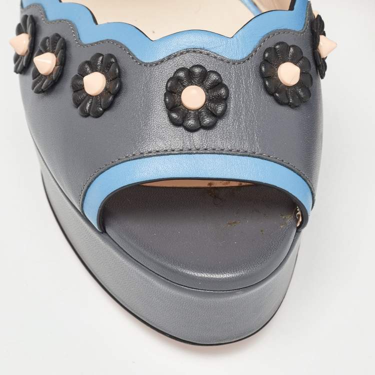 Pre Owned Fendi Grey/Blue Leather Faux Pearl Embellished Platform Sandals Size 40