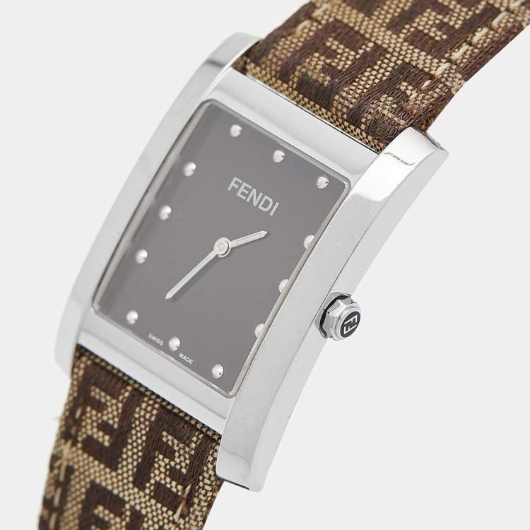 Pre Owned Fendi Brown Stainless Steel Canvas Classic 7000G Women's Wristwatch 27 mm