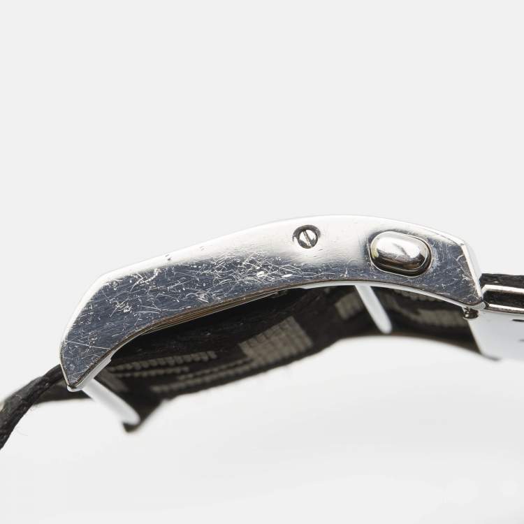 Pre Owned ساعة يد نسائية فندي اورولوغي 1120G ستانلس ستيل كريمية 45 مم