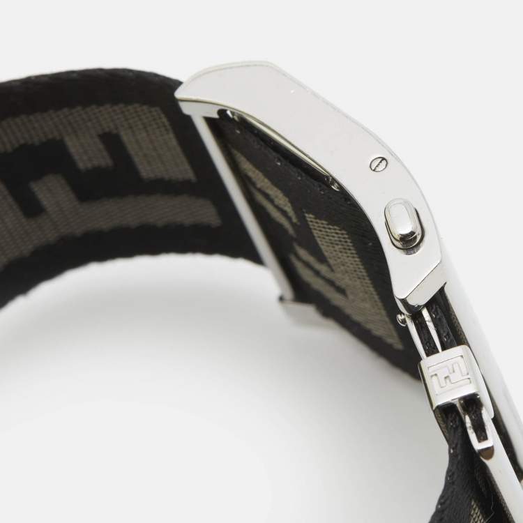 Pre Owned ساعة يد نسائية فندي اورولوغي 1120G ستانلس ستيل كريمية 45 مم