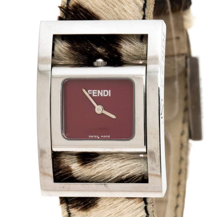 Pre Owned Fendi Red Stainless Steel Classic 5000 Women's Wristwatch 26MM