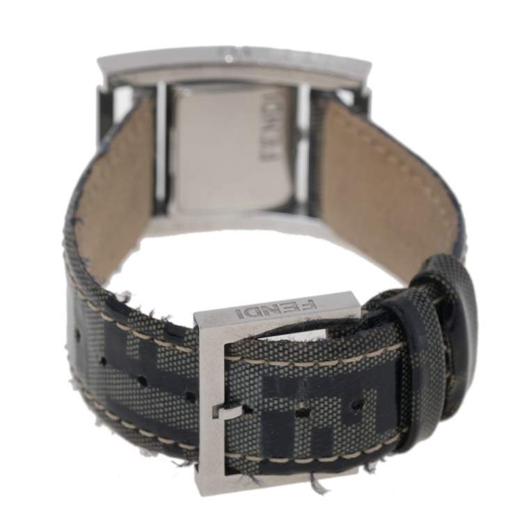 Pre Owned Fendi Silver Stainless Steel and Leather Classic 5000 Women's Wristwatch 26 mm