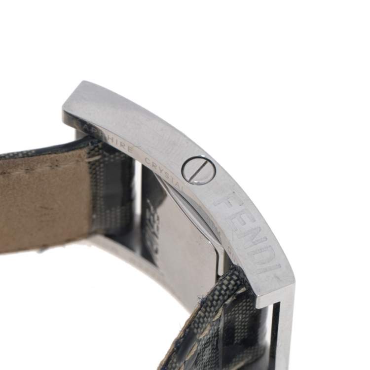 Pre Owned Fendi Silver Stainless Steel and Leather Classic 5000 Women's Wristwatch 26 mm