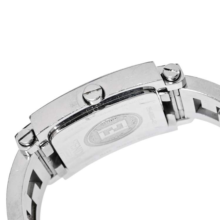 مملوكة مسبقًا Fendi Silver Stainless Steel Quadro 6000G Women's Wristwatch 30 mm