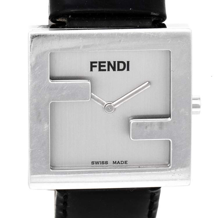 Pre Owned Fendi Silver Stainless Steel 4000L Logo Square Women's Wristwatch 31 mm