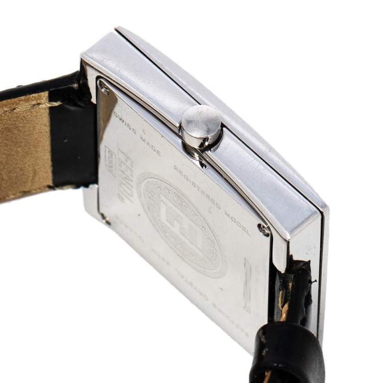 Pre Owned Fendi Silver Stainless Steel 4000L Logo Square Women's Wristwatch 31 mm