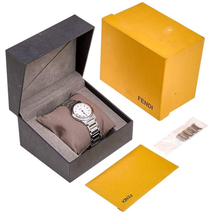 Pre Owned Fendi White Stainless Steel Classico 25000M Women's Wristwatch 32 mm