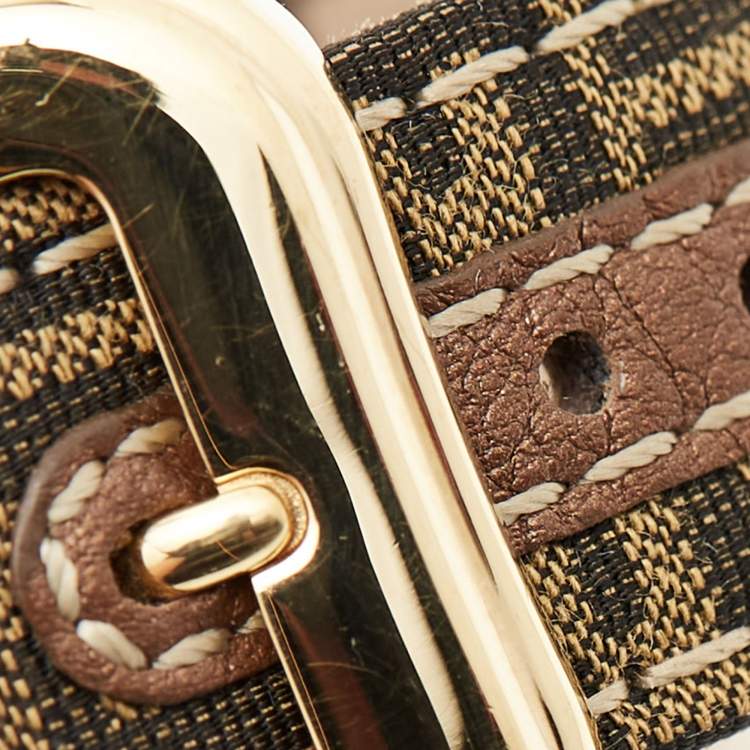 Pre Owned Fendi Black Yellow Gold Plated Stainless Steel Canvas B.Fendi 3800G Women's Wristwatch 33 mm