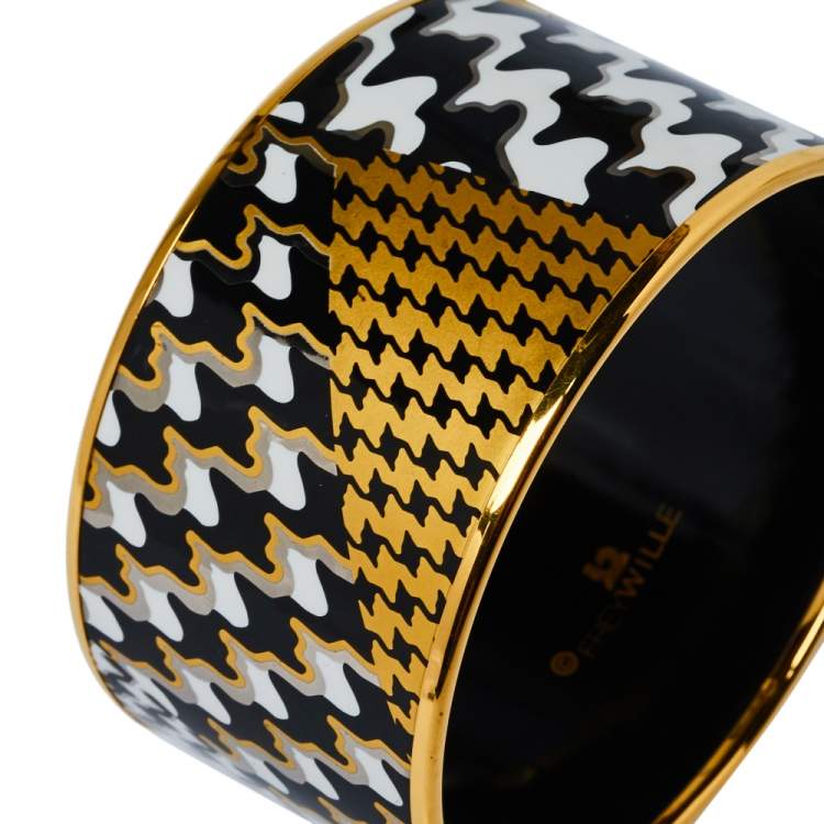 Pre Owned Frey Wille Pepita Rose Monochrome Fire Enamel Diva Bordered Bangle 