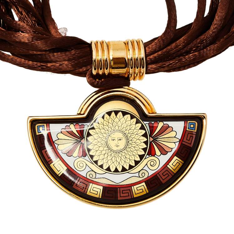 Pre Owned Frey Wille Vintage Sun Motif Brown Fire Enamel Gold Plated Half Moon Pendant Necklace