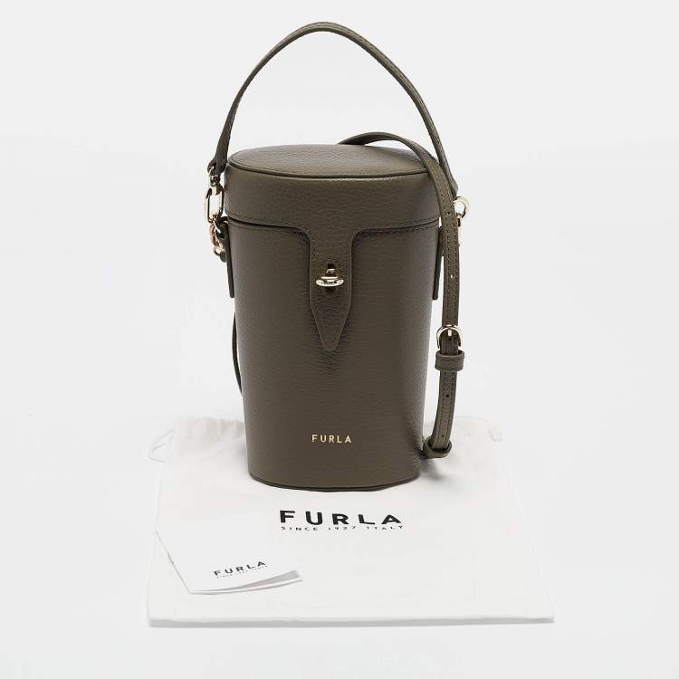 Pre Owned Furla Sage Green Leather Mini Net Bucket Bag