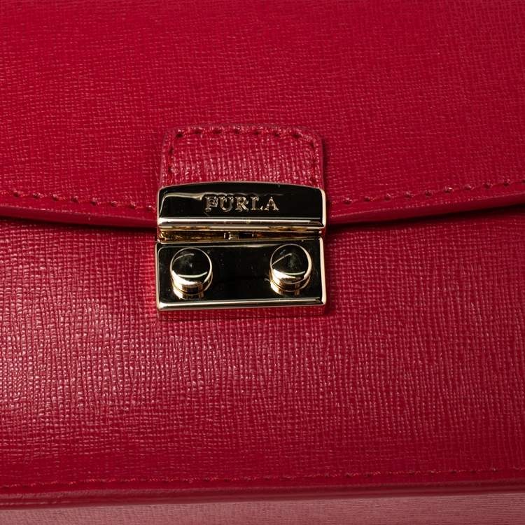 Pre Owned Furla Red Leather Metropolis Chain Shoulder Bag