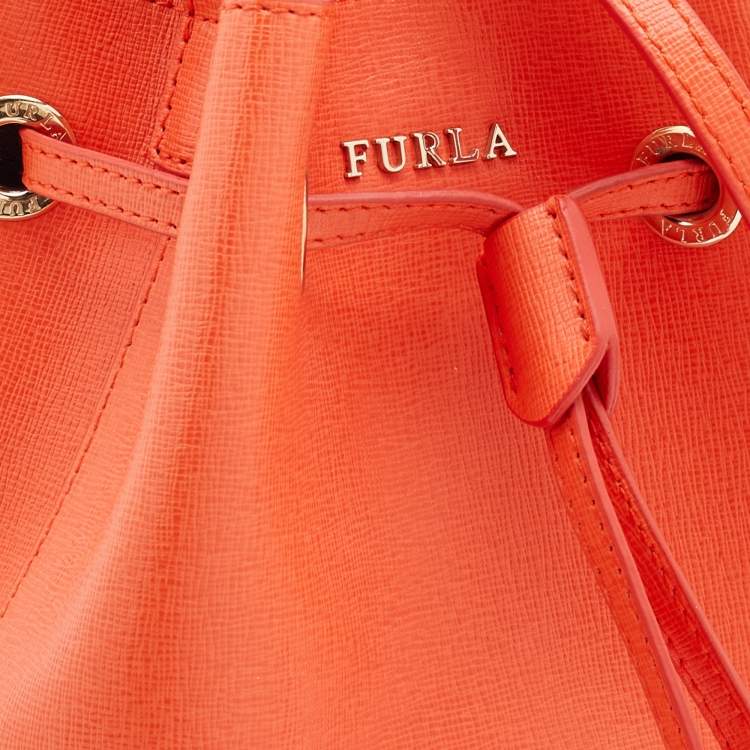 مملوكة مسبقًا Furla Orange Leather Mini Stacy Bucket Bag