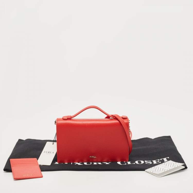 Pre Owned Furla Red Leather Incanto Flap Clutch Bag
