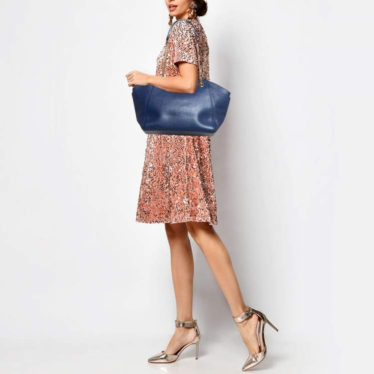 مملوكة مسبقًا Furla Blue Leather Julia Tote