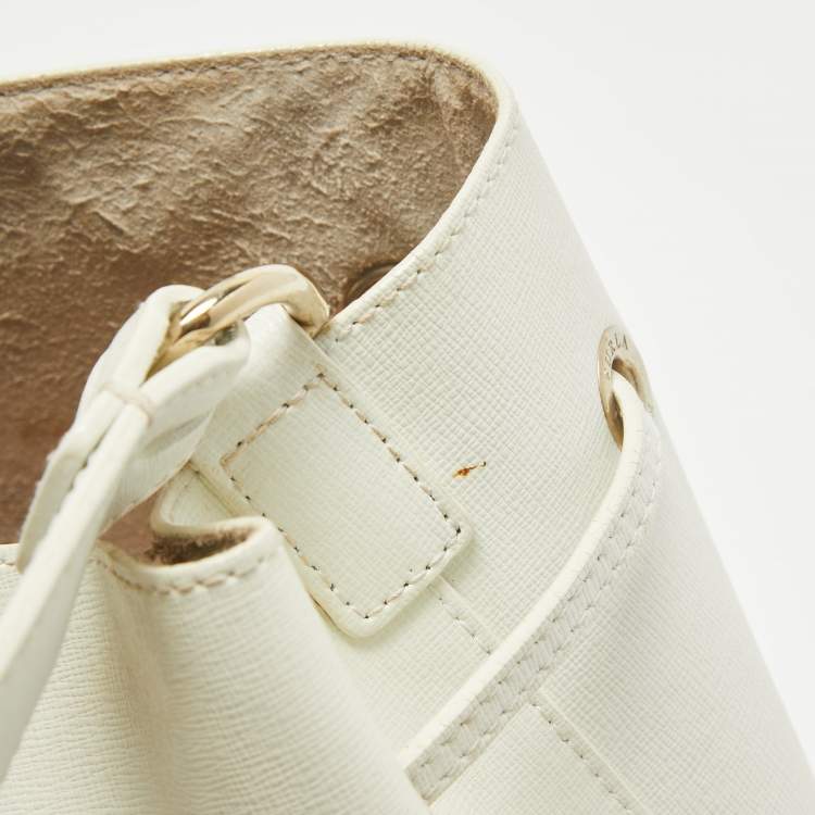 Pre Owned Furla White Leather Stacy Drawstring Bucket Bag