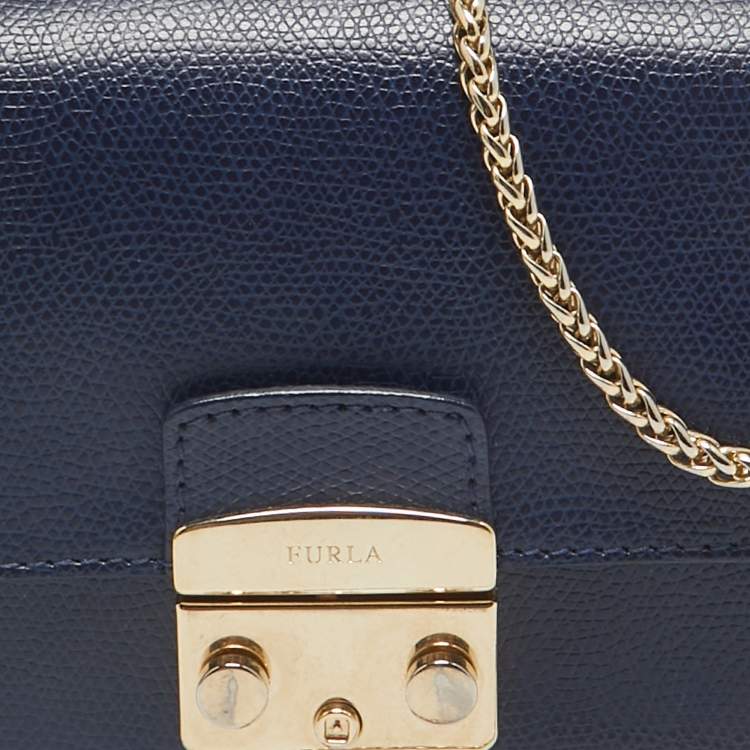 Pre Owned Furla Navy Blue Leather Mini Metropolis Chain Crossbody Bag