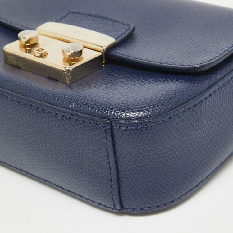 Pre Owned Furla Navy Blue Leather Mini Metropolis Chain Crossbody Bag