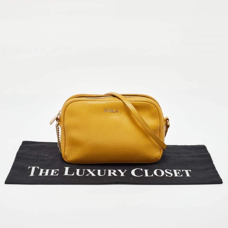 Pre Owned Furla Yellow Leather Lilli Camera Crossbody Bag