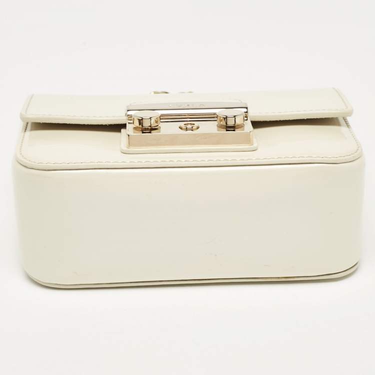 Pre Owned Furla Cream Patent Leather Metropolis Crossbody Bag