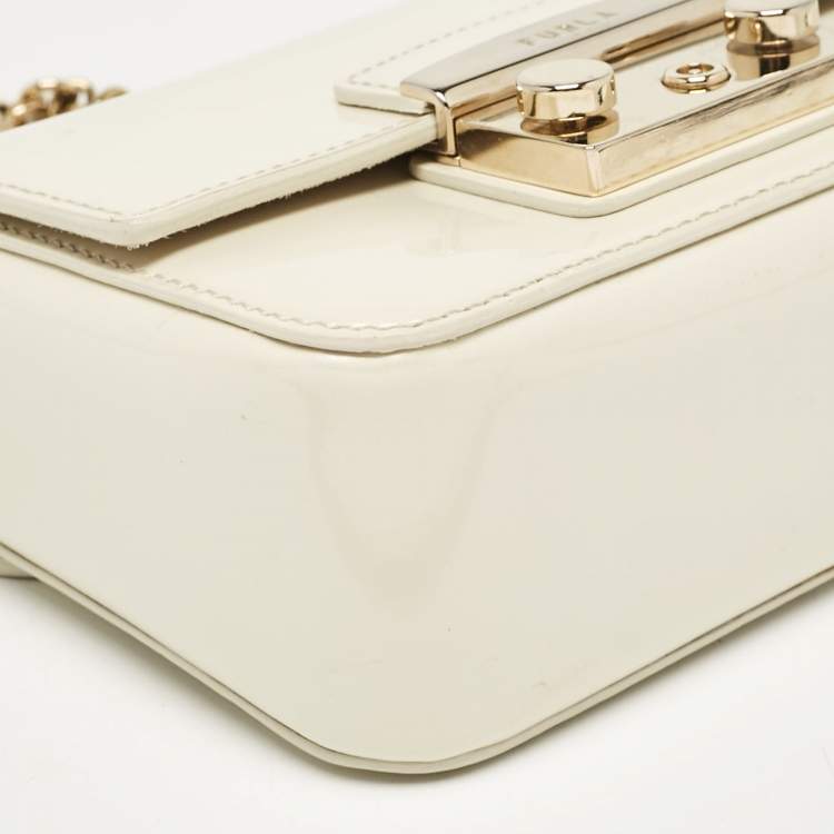 Pre Owned Furla Cream Patent Leather Metropolis Crossbody Bag