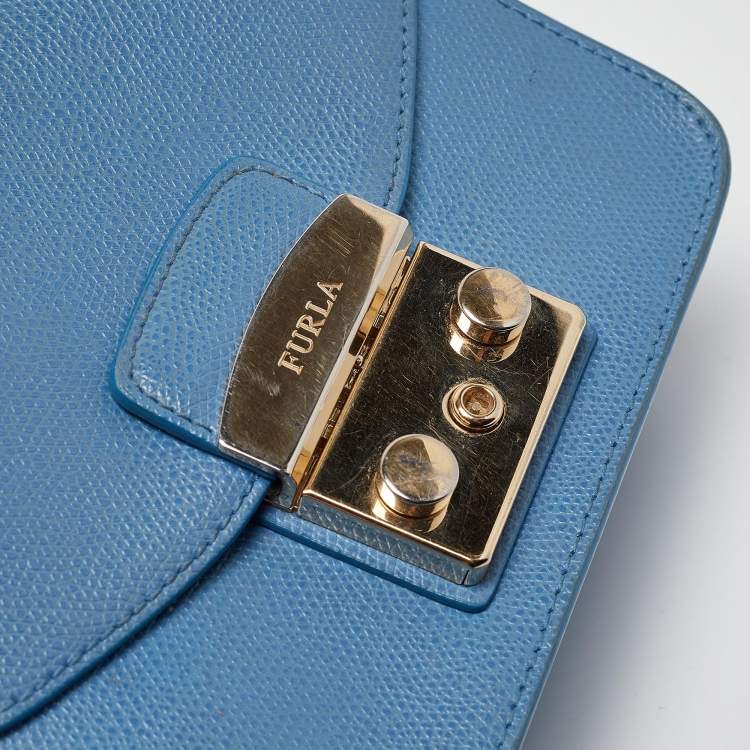 Pre Owned Furla Blue Leather Mini Metropolis Crossbody Bag