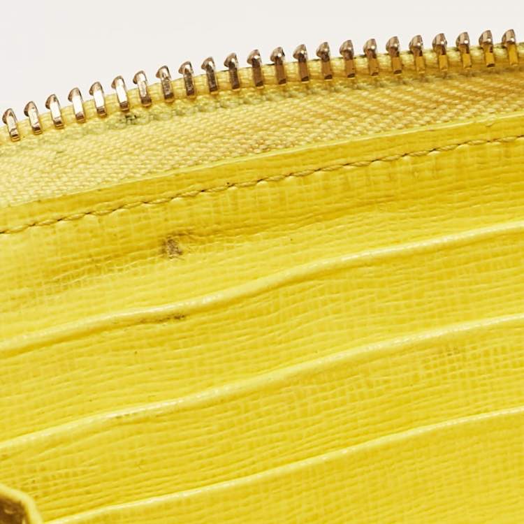Pre Owned Furla Yellow Leather Zip Continental Wallet