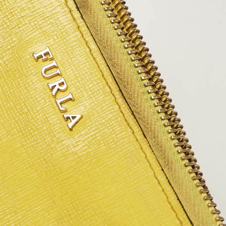 Pre Owned Furla Yellow Leather Zip Continental Wallet
