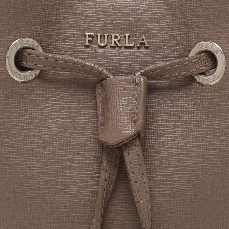 Pre Owned Furla Grey Leather Mini Stacy Drawstring Bucket Bag