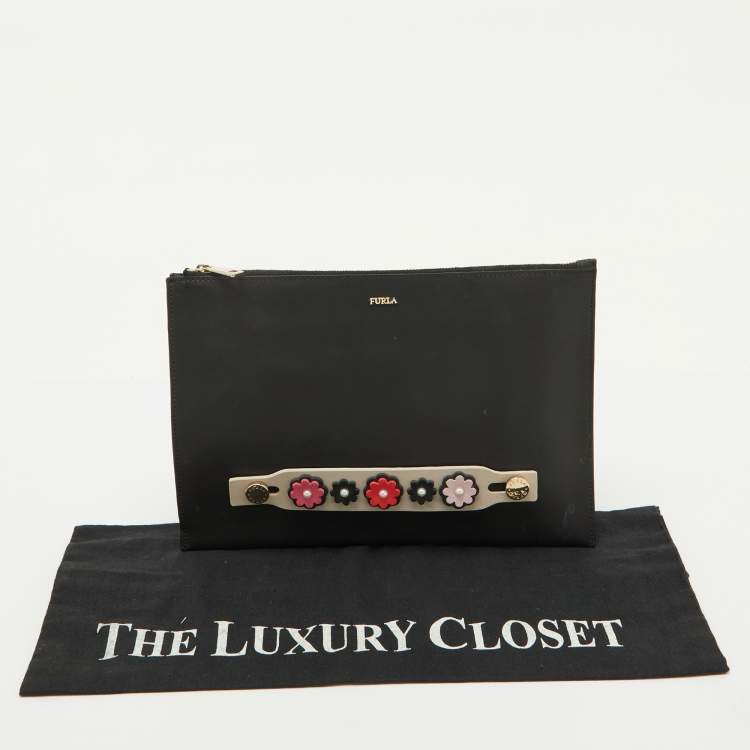 Pre Owned Furla Black Leather Floral Handle Flat Zip Pouch Clutch