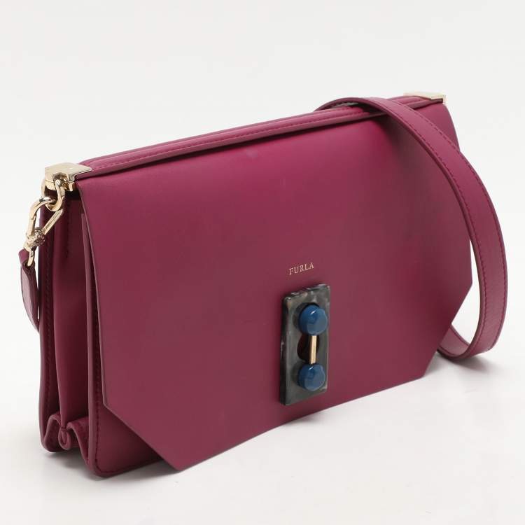 Pre Owned Furla Magenta Leather Embellished Flap Shoulder Bag
