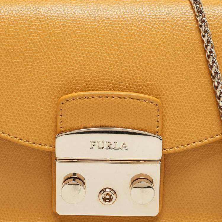 Pre Owned Furla Yellow Leather Mini Metropolis Chain Crossbody Bag